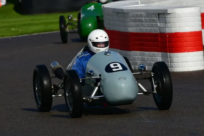 Rights Managed : CJ10 0422 Richard de la Roche, Smith-Buckler-JAP Rights Managed : CJ10 0422 Richard de la Roche, Smith-Buckler-JAP