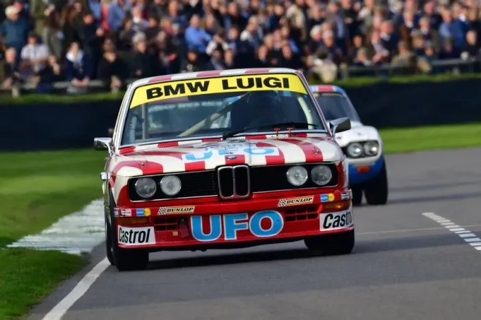 Rights Managed : CJ10 0671 Nick Padmore, BMW 530i Rights Managed : CJ10 0671 Nick Padmore, BMW 530i