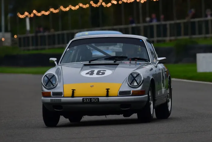 Rights Managed : CJ10 0866 Andrew Smith, Porsche 901 Rights Managed : CJ10 0866 Andrew Smith, Porsche 901
