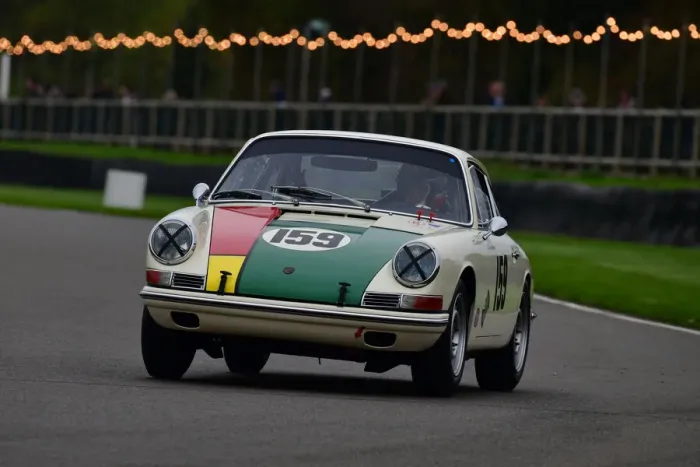 Rights Managed : CJ10 0871 Tarek Mahmoud, Porsche 901 Rights Managed : CJ10 0871 Tarek Mahmoud, Porsche 901