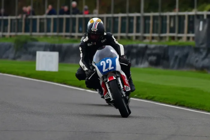 Rights Managed : CJ10 1105 Tony Perkin, Yamaha TZ350G Rights Managed : CJ10 1105 Tony Perkin, Yamaha TZ350G