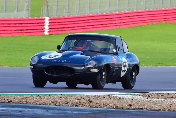 Framed Print : CJ10 1715 Martin Melling, Jason Minshaw, Jaguar E-Type Framed Print : CJ10 1715 Martin Melling, Jason Minshaw, Jaguar E-Type
