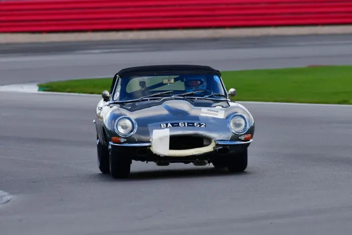 Framed Print : CJ10 1734 Marc Gordon, Nick Finburgh, Jaguar E-Type Framed Print : CJ10 1734 Marc Gordon, Nick Finburgh, Jaguar E-Type