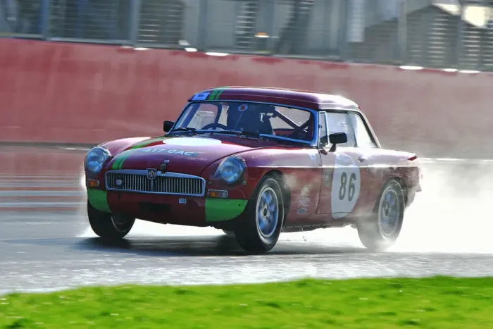 Framed Print : CJ10 3017 Martin Whitlock, MG B Roadster