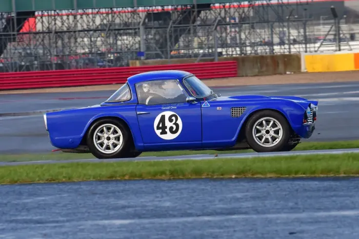 Framed Print : CJ10 3217 Geraint Owen, Triumph TR4 Framed Print : CJ10 3217 Geraint Owen, Triumph TR4