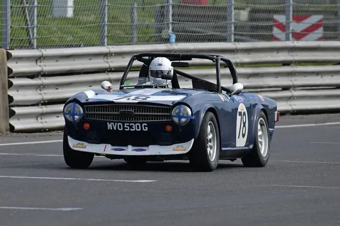Framed Print : CJ10 5017 David McDonald, Bailey Frost, Triumph TR6 Framed Print : CJ10 5017 David McDonald, Bailey Frost, Triumph TR6
