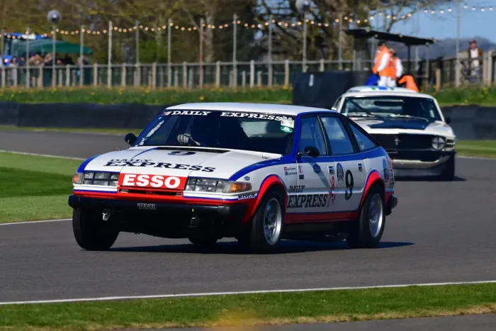 Rights Managed : CJ10 5151 David Brabham, John Saunders, Rover 3500 SD1
