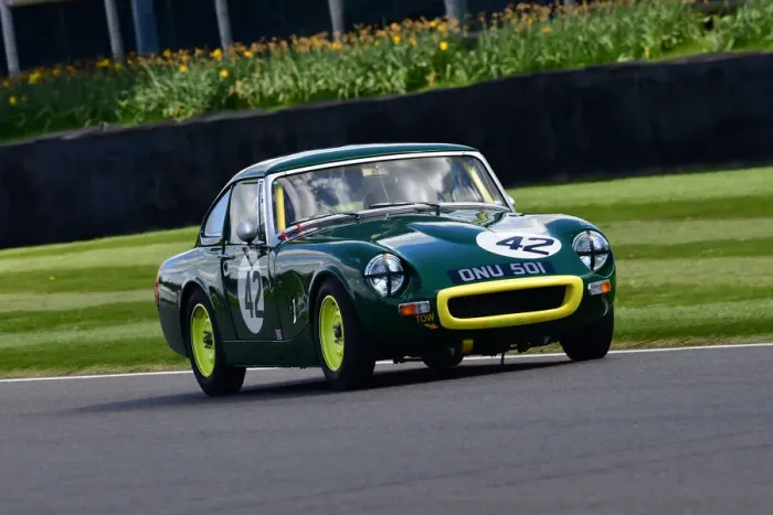 Rights Managed : CJ10 5508 Nicola Burnside, MG Ashley Midget Rights Managed : CJ10 5508 Nicola Burnside, MG Ashley Midget