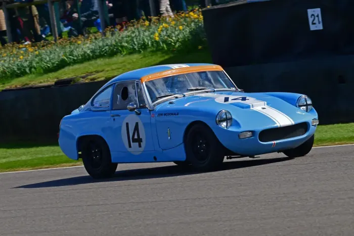 Rights Managed : CJ10 5521 Jon McDonald, Ashley Works GT Rights Managed : CJ10 5521 Jon McDonald, Ashley Works GT