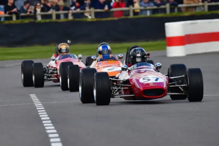 Rights Managed : CJ10 5616 Simon Haughton, Chevron Ford B15