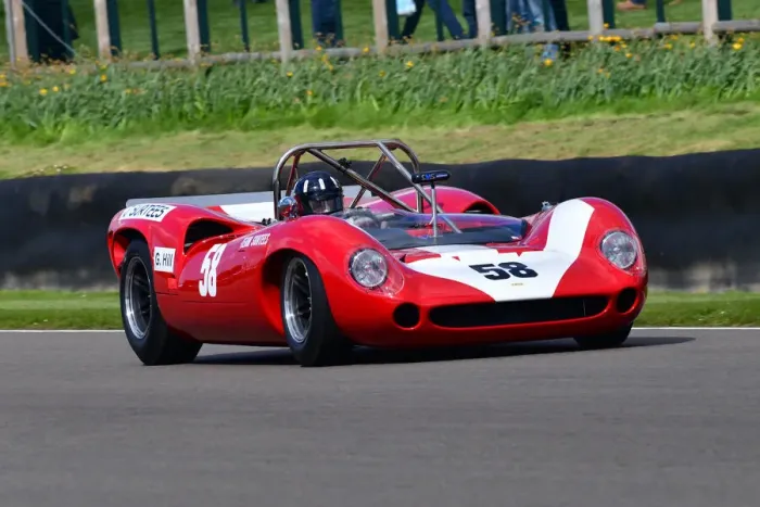 Rights Managed : CJ10 5817 Ewen Sergison, Lola-Chevrolet T70 Spyder Rights Managed : CJ10 5817 Ewen Sergison, Lola-Chevrolet T70 Spyder