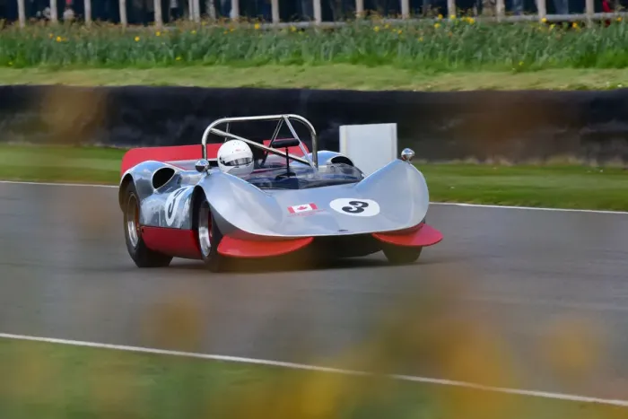 Rights Managed : CJ10 5870 Anthony Taylor, Chinook Chevrolet Mk2