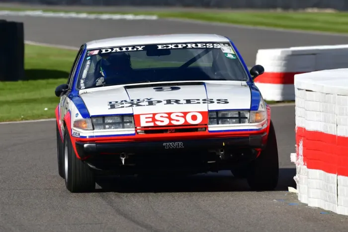 Rights Managed : CJ10 6088 David Brabham, John Saunders, Rover 3500 SD1
