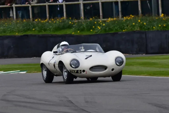 Rights Managed : CJ10 7246 Gary Pearson, Jaguar D-Type Rights Managed : CJ10 7246 Gary Pearson, Jaguar D-Type