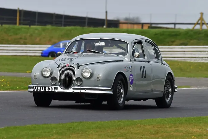 Framed Print : CJ10 8314 Simon Seath, Jaguar Mk1 Framed Print : CJ10 8314 Simon Seath, Jaguar Mk1