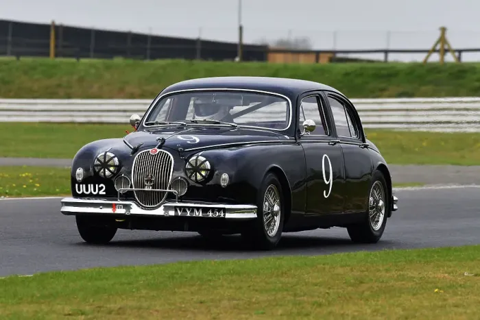 Framed Print : CJ10 8343 Darren McWhirter, Jaguar Mk1 Framed Print : CJ10 8343 Darren McWhirter, Jaguar Mk1