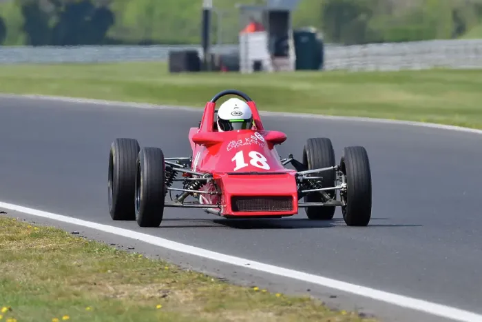 Framed Print : CJ10 8533 Ben Tinkler, Van Diemen RF80 Framed Print : CJ10 8533 Ben Tinkler, Van Diemen RF80