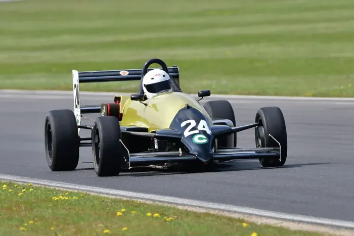 Framed Print : CJ10 8602 Robin Dawe, Formula Vauxhall Lotus Framed Print : CJ10 8602 Robin Dawe, Formula Vauxhall Lotus