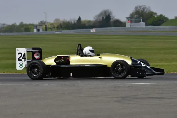 Framed Print : CJ10 8640 Robin Dawe, Formula Vauxhall Lotus Framed Print : CJ10 8640 Robin Dawe, Formula Vauxhall Lotus