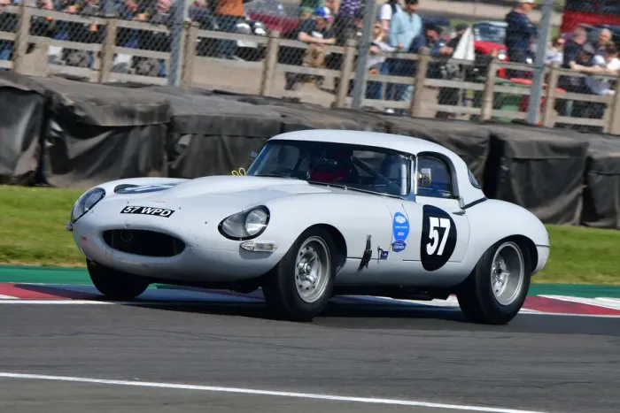 Framed Print : CJ10 8877 Jonathan Mitchell, Jaguar E-Type semi-lightweight Framed Print : CJ10 8877 Jonathan Mitchell, Jaguar E-Type semi-lightweight
