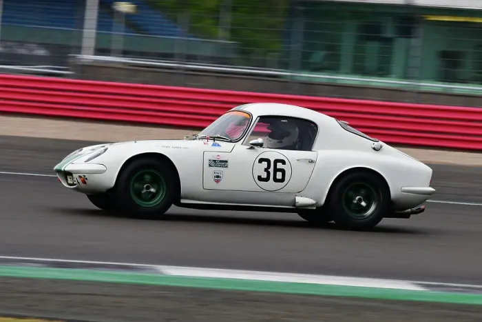 Framed Print : CJ11 1300 Andrew Garside, Lotus Elan GTS Framed Print : CJ11 1300 Andrew Garside, Lotus Elan GTS
