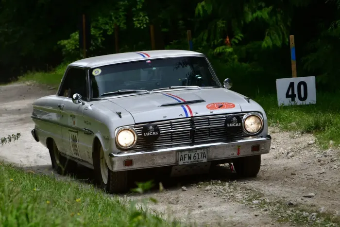 Rights Managed : CJ11 3766 Lou Lusardi, Ford Falcon Rights Managed : CJ11 3766 Lou Lusardi, Ford Falcon