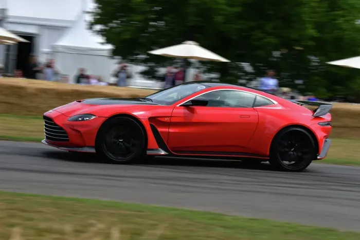 Rights Managed : CJ11 3993 Aston Martin V12 Vantage Rights Managed : CJ11 3993 Aston Martin V12 Vantage
