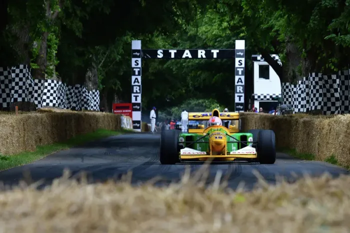 Rights Managed : CJ11 4377 Lorina McLaughlin, Benetton-Ford B192 Rights Managed : CJ11 4377 Lorina McLaughlin, Benetton-Ford B192
