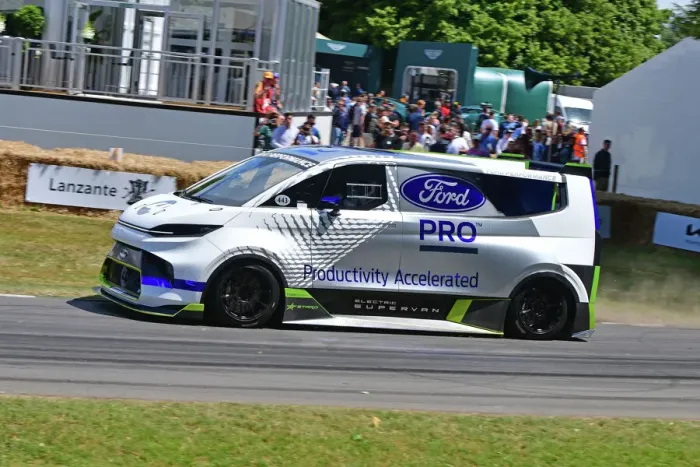 Rights Managed : CJ11 5158 Romain Dumas, Ford Supervan 4 Rights Managed : CJ11 5158 Romain Dumas, Ford Supervan 4