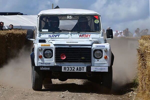 CJ11 5203 Armed Forces Rally Team, Land Rover Defender Wolf XD, R5