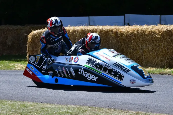 Rights Managed : CJ11 5245 Barrie Baxter, Yamaha YZF-R1 Rights Managed : CJ11 5245 Barrie Baxter, Yamaha YZF-R1