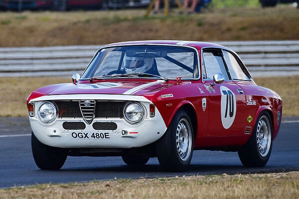 CJ11 6597 Richard Norris, Alfa Romeo Sprint GT