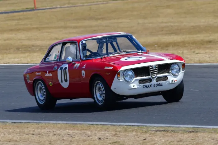 Framed Print : CJ11 6824 Richard Norris, Alfa Romeo Sprint GT Framed Print : CJ11 6824 Richard Norris, Alfa Romeo Sprint GT