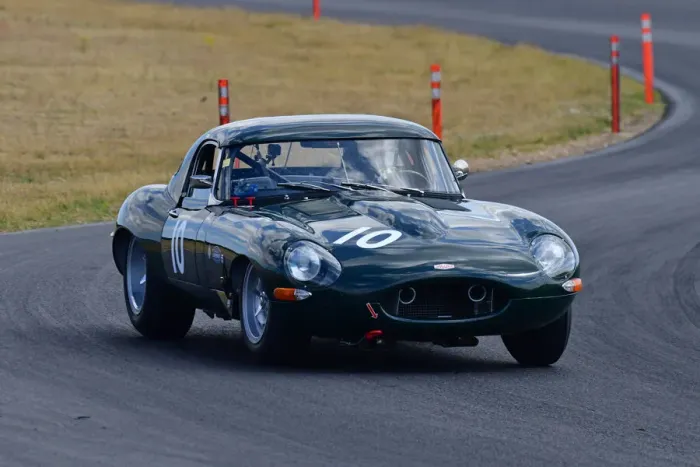 Framed Print : CJ11 6945 Lucas Bscher, Adrian Medeiros, Andrew Bentley, Jaguar E-Type Framed Print : CJ11 6945 Lucas Bscher, Adrian Medeiros, Andrew Bentley, Jaguar E-Type