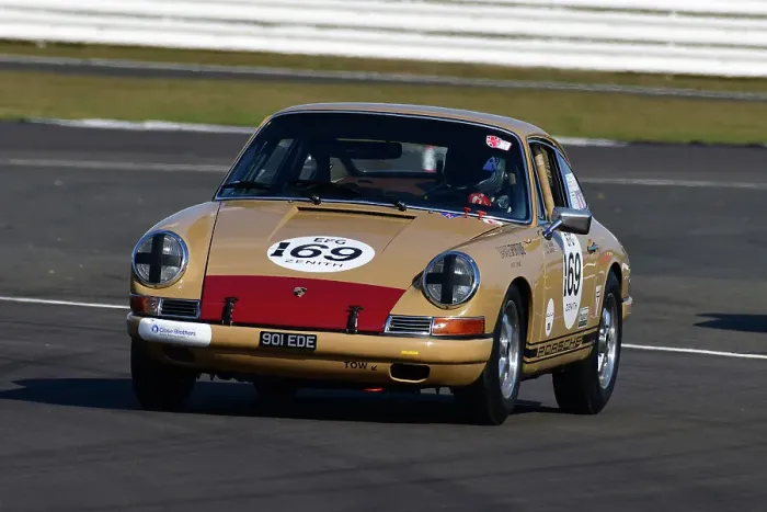 Framed Print : CJ11 9244 Adam Dawson, Sanjeev Talwar, Porsche 911 Framed Print : CJ11 9244 Adam Dawson, Sanjeev Talwar, Porsche 911