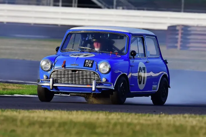 Framed Print : CJ12 0724 Michael Cullen, Austin Mini Cooper S Framed Print : CJ12 0724 Michael Cullen, Austin Mini Cooper S