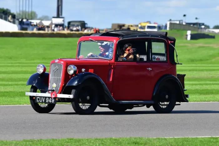 Rights Managed : CJ12 1045 Austin 7 CUV 949