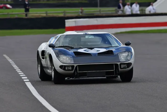 Rights Managed : CJ12 1311 Peter Klutt, Ford GT40 prototype