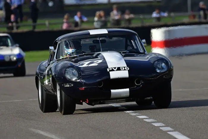 Rights Managed : CJ12 1510 Richard Meins, Rob Huff, Jaguar E-Type semi-lightweight Rights Managed : CJ12 1510 Richard Meins, Rob Huff, Jaguar E-Type semi-lightweight
