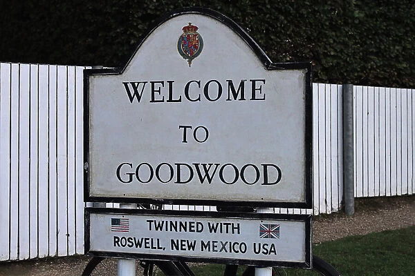 CJ12 2421 Goodwood twinned with Roswell