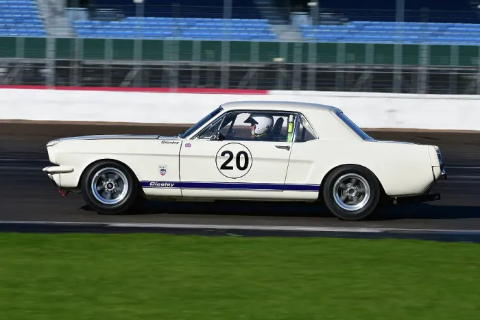Framed Print : CJ12 3003 Russell Morgan, Ford Mustang Framed Print : CJ12 3003 Russell Morgan, Ford Mustang