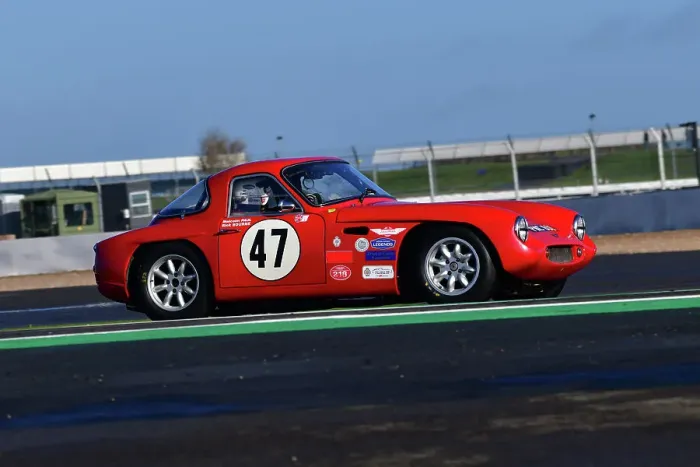 Framed Print : CJ12 3080 Malcolm Paul, Rick Bourne, Patrick Watts, TVR Grantura Mk3 Framed Print : CJ12 3080 Malcolm Paul, Rick Bourne, Patrick Watts, TVR Grantura Mk3