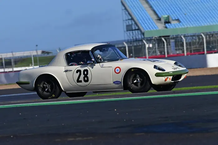 Framed Print : CJ12 3101 Richard Baxter, Scott Mansell, Lotus Elan 26R