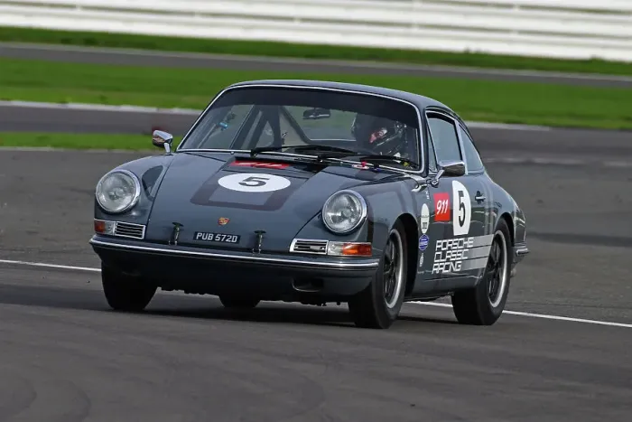 Framed Print : CJ12 3503 Stephen Edwards, Matt Neal, Porsche 911 Framed Print : CJ12 3503 Stephen Edwards, Matt Neal, Porsche 911