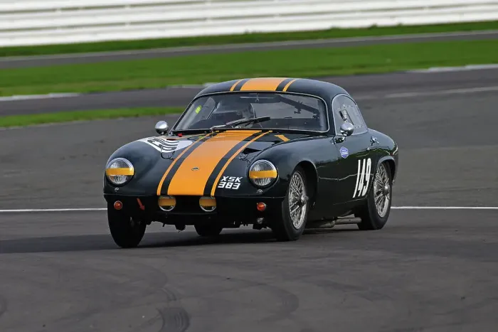 Framed Print : CJ12 3506 Robert Ingram, Iain Rowley, Lotus Elite S2 Framed Print : CJ12 3506 Robert Ingram, Iain Rowley, Lotus Elite S2