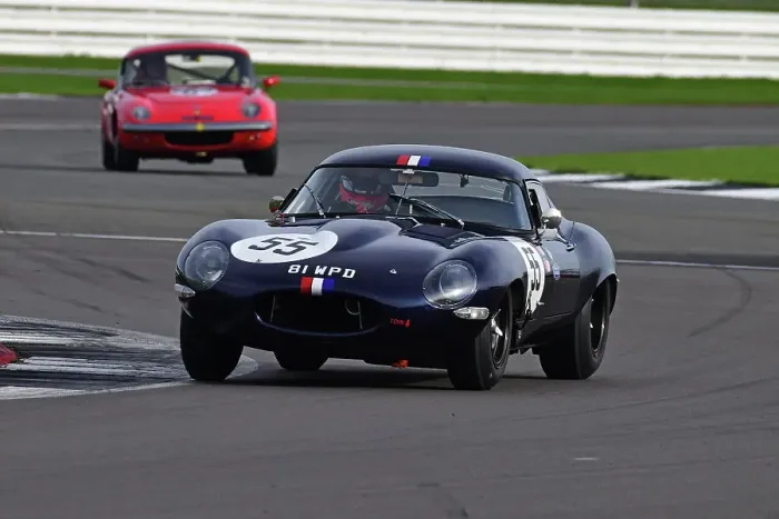 Framed Print : CJ12 3538 Jason Minshaw, Martin Melling, Steve Skipworth, Jaguar E-Type Low Drag Framed Print : CJ12 3538 Jason Minshaw, Martin Melling, Steve Skipworth, Jaguar E-Type Low Drag