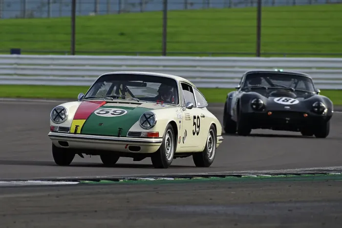 Framed Print : CJ12 3566 Tarek Mahmoud, James Turner, Grahame Bryant, Porsche 901 Framed Print : CJ12 3566 Tarek Mahmoud, James Turner, Grahame Bryant, Porsche 901