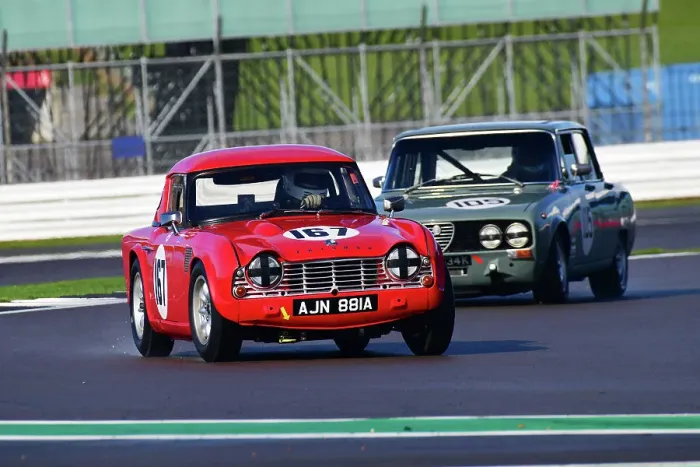 Framed Print : CJ12 4002 Andrew Moore, Triumph TR4 Framed Print : CJ12 4002 Andrew Moore, Triumph TR4