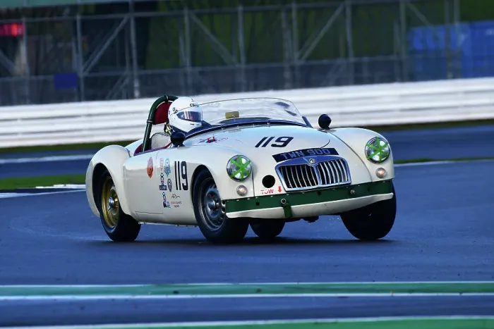 Framed Print : CJ12 4064 Neil Burnside, MGA Twin Cam Roadster Framed Print : CJ12 4064 Neil Burnside, MGA Twin Cam Roadster