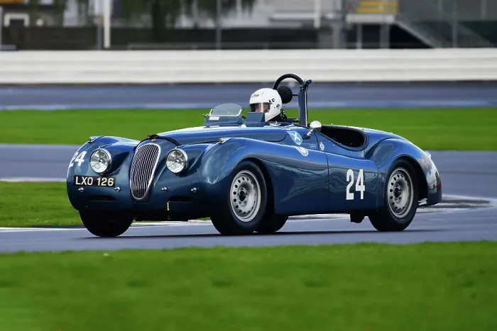 Framed Print : CJ12 4125 Thomas Ward, Jaguar XK120 Ecurie Ecosse Framed Print : CJ12 4125 Thomas Ward, Jaguar XK120 Ecurie Ecosse